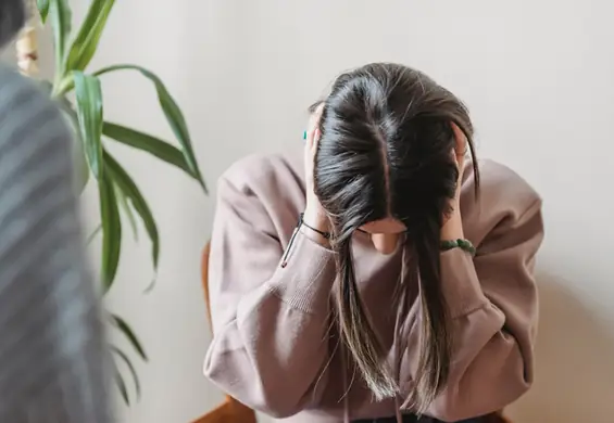 "Jeśli nie zrobisz tego, co chcę, nie będę cię kochać". Cztery oznaki szantażu emocjonalnego w związku