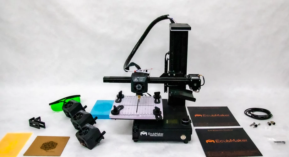 EcubMaker 4in1 im Test: 3D-Drucken, Lasern und Fräsen für 300 Euro |  TechStage