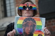 Protest w obronie Elżbiety Podleśnej, autorki plakatu Matki Boskiej Częstochowskiej z tęczą