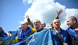 Ratni zarobljenici stigli u Ukrajinu