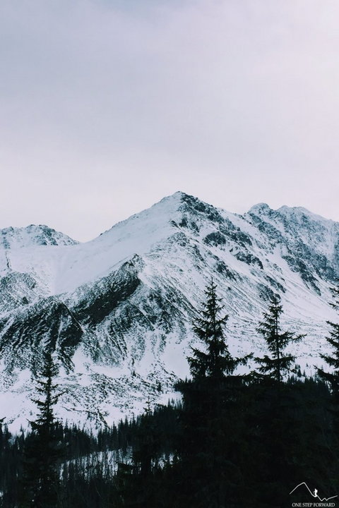 Żółta Turnia (2087 m n.p.m.)