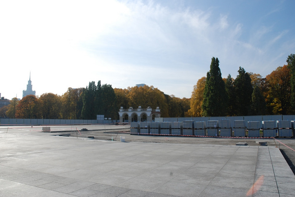 Prace na pl. Piłsudskiego idą zgodnie z harmonogramem,
fot. Mazowiecki Urząd Wojewódzki