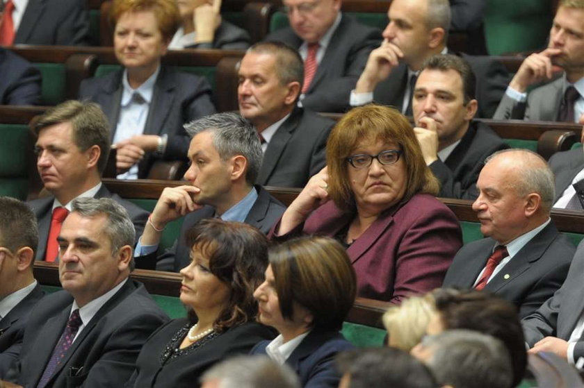 Zadyma przed Sejmem. Bo jest pierwsze posiedzenie