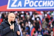 Władimir Putin na moskiewskim stadionie „Łużniki podczas koncertu z okazji 8. rocznicy „odzyskania Krymu