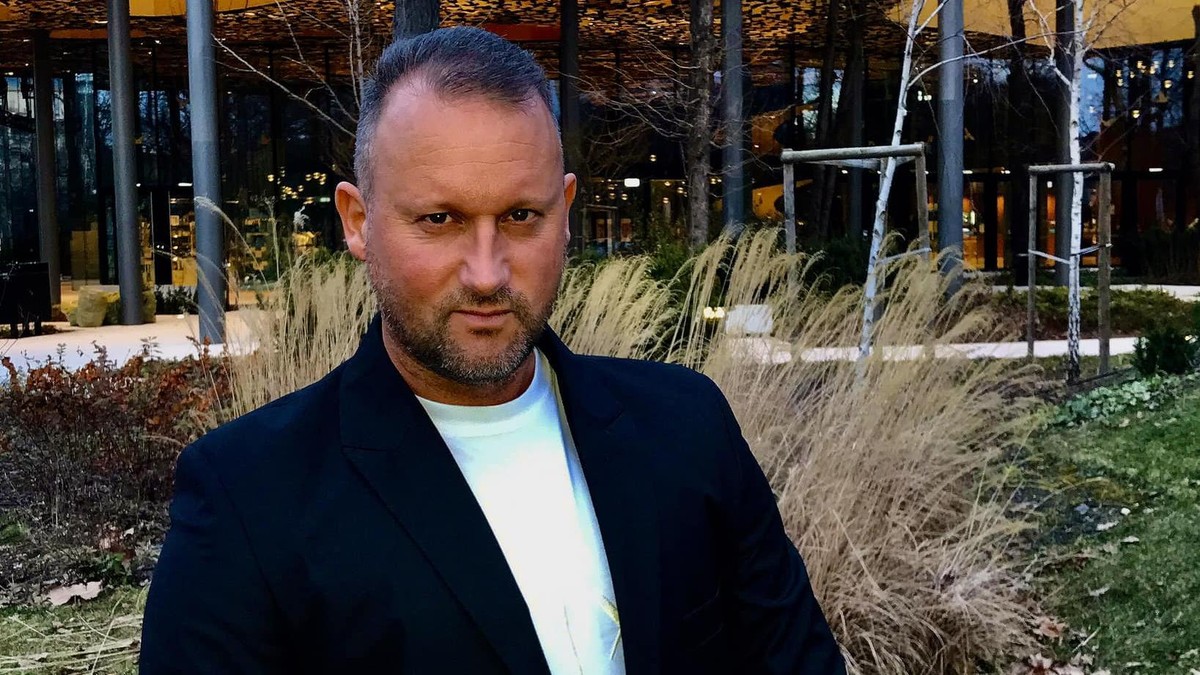 „A parancsnokhelyettes meg egy tiszt fogadott, már vártak” – Mi a pokol történt? Alekosz be akart vonulni a tököli börtönbe