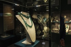 Niebotyczna wartość. Biżuteria, niemiecki nazista i aukcja [ZDJĘCIA]