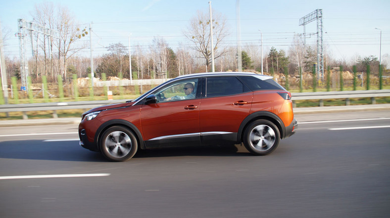 Peugeot 3008 - SUV, który chce być smart