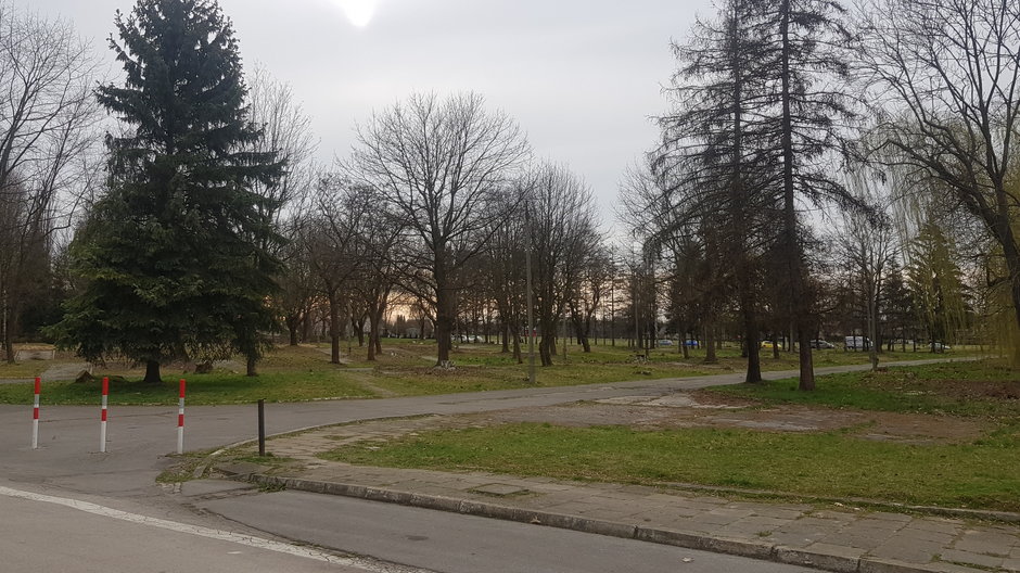 Teren w sąsiedztwie ronda Ofiar Katynia