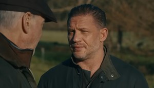 Tom Hardi u seriji "MobLand"