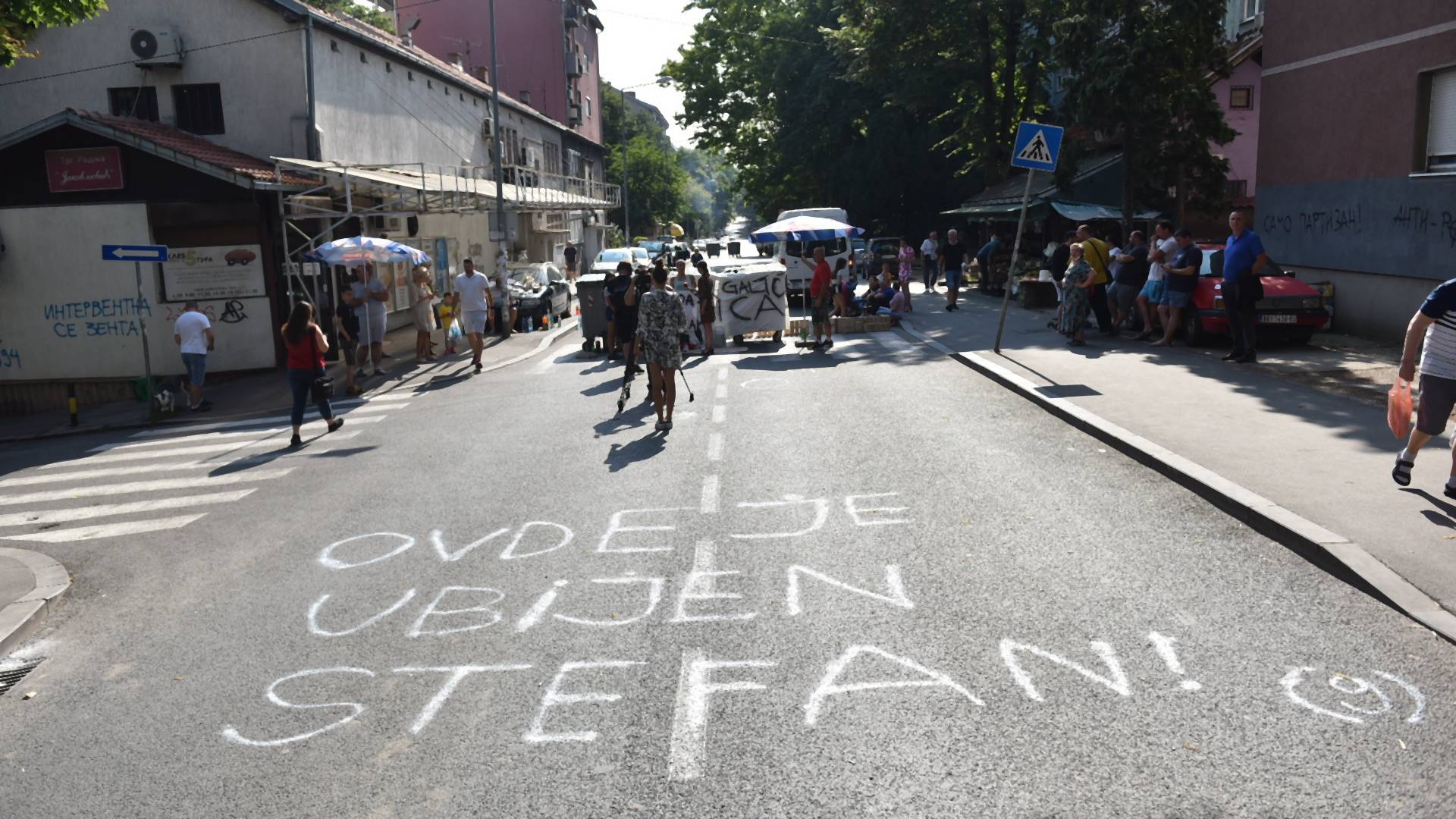 Mali Stefan, koji je nastradao na pešačkom prelazu, dobio mural pored kojeg će svi morati dobro da se zamisle