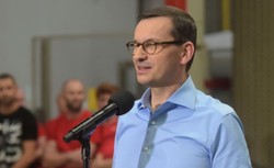 Premier: Postanowiliśmy przesunąć datę wdrożenia split payment z 1 września na 1 listopada