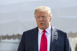 Władze Iranu wystawiły nakazy aresztowania Trumpa i 35 innych oficjeli w związku z zabiciem Sulejmaniego