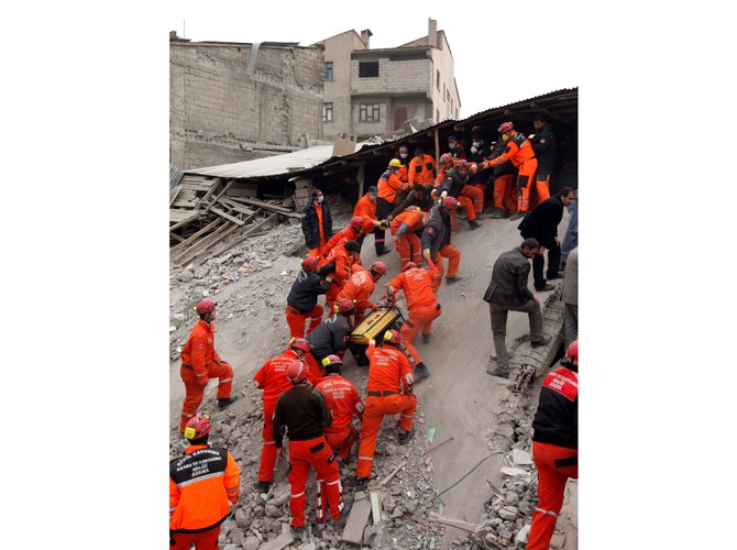 Akcja ratunkowa w Van