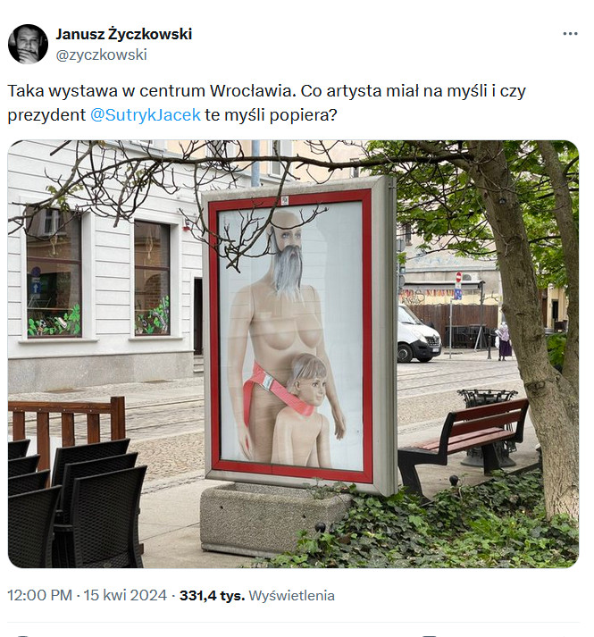 Wpis ze zdjęciem plakatu, promującego wystawę, wywołał żywą reakcję internautów