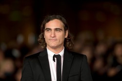 Joaquin Phoenix największym wrogiem Batmana i Supermana?
