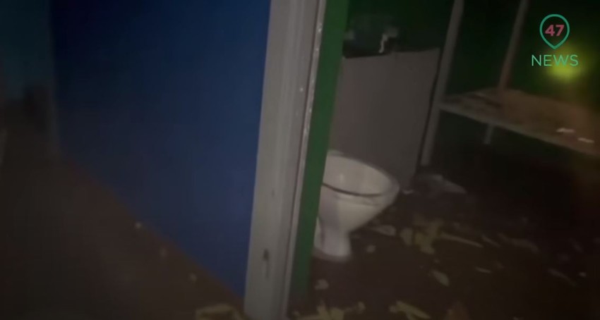 U ćelijama su se nalazili kreveti i toalet