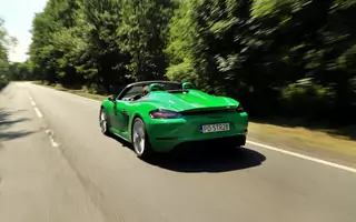 Test Porsche 718 Spyder ze skrzynią PDK