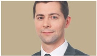 Czy odstąpienie od umowy dostawy z powodu wad towaru zwalnia z obowiązku zapłaty