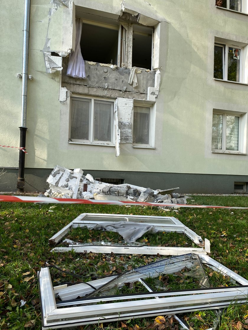 To był huk, jakby bomba wybuchła. Mieszkańcy żałują sąsiada, ale mówią: nie powinien tego robić. Niech to będzie ostrzeżenie dla innych!