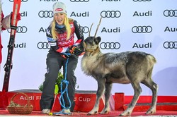 Mikaela Shiffrin wygrała slalom w Levi. Petra Vlhova nie ukończyła przejazdu