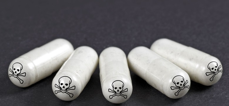 Nagrywał telefonem śmierć koleżanki; wcześniej poczęstował ją ecstasy