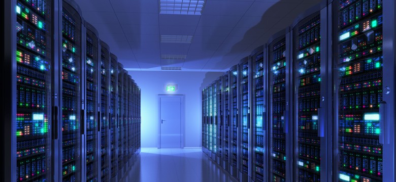Informatyczne miny na drodze po 500 zł. Emp@tia problemem dla resortu rodziny