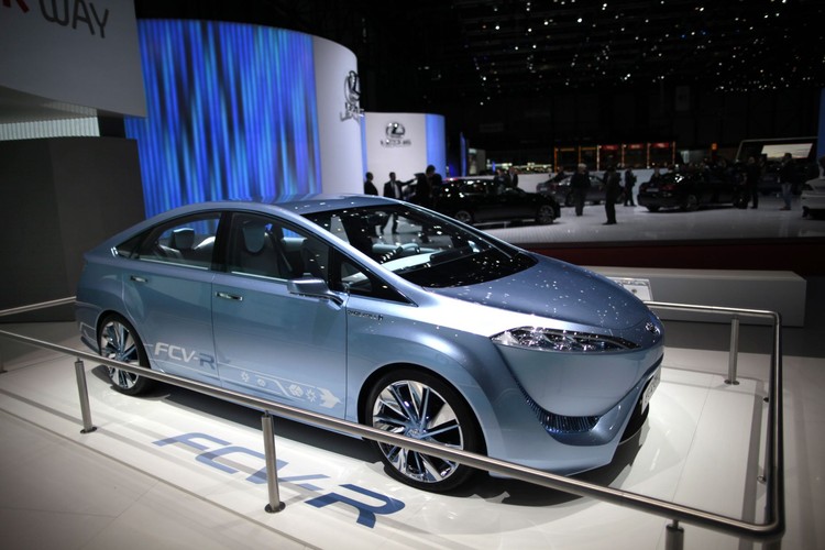 Toyota FCV-R hydrogen concept