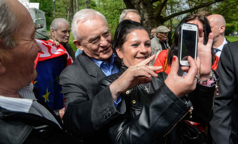 Piknik Europejski w Warszawie przyciągnął zaledwie kilkadziesiąt osób.