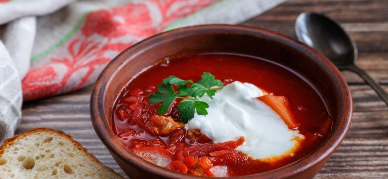 Pyszny obiad na środę. Podajemy przepis, Ty gotujesz. Pożywny barszcz ukraiński