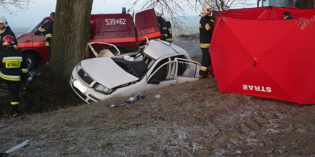 Trzy nastolatki zginęły jadąc na Wigilię