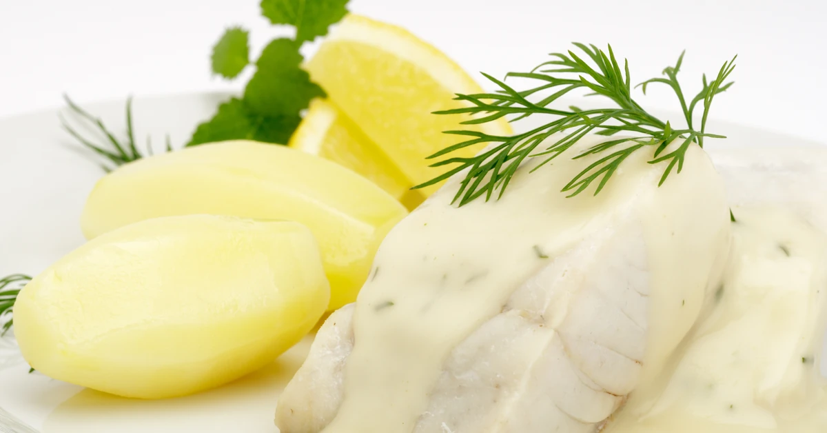 Pyszny obiad na piątek. Podajemy przepis, Ty gotujesz. Dorsz w sosie koperkowym