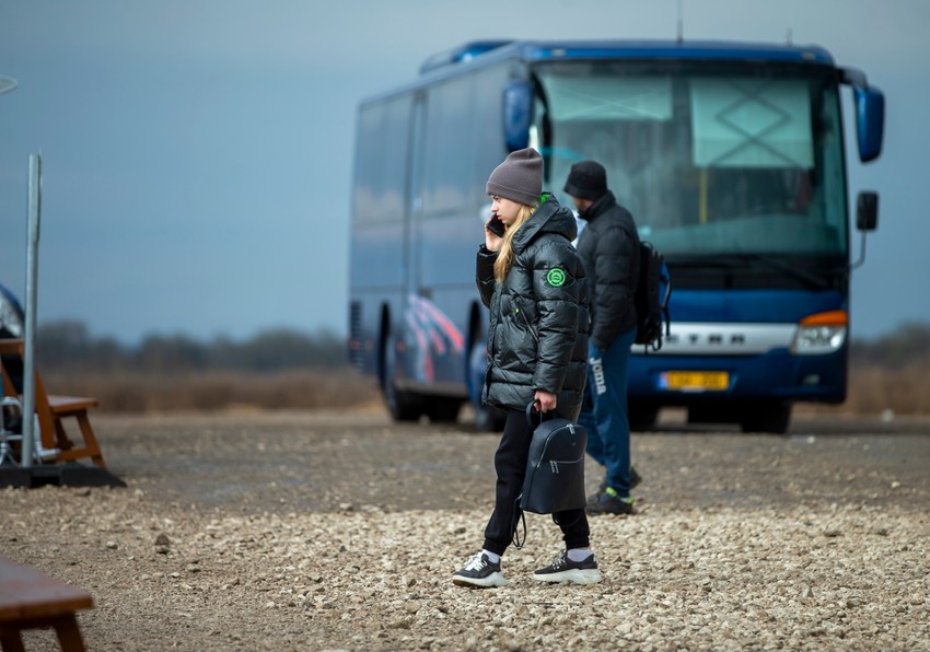 Ukrajinske izbeglice kod granice sa Moldavijom