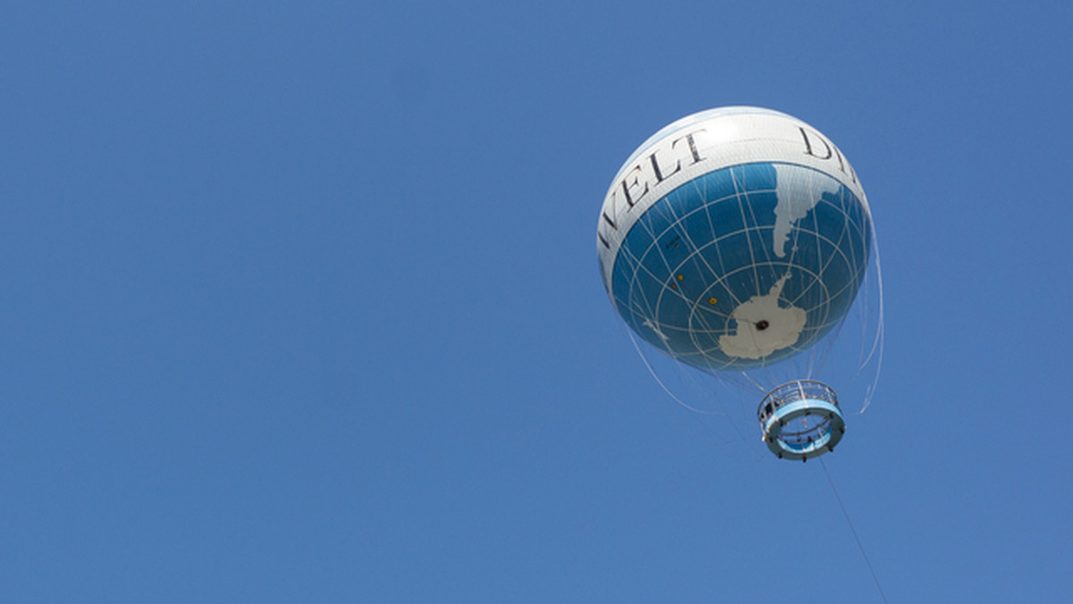 Naukowcy i studenci Uniwersytetu Śląskiego wykorzystają balon na ogrzane powietrze do badania zanieczyszczeń atmosfery. Będzie to pierwsze ruchome laboratorium tego typu, dające m.in. możliwość pobierania próbek w sposób niedostępny klasycznymi metodami.