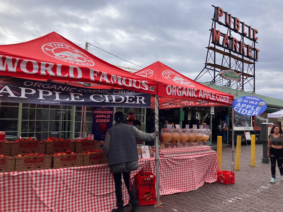 Pajk plejs market (Pike Place Market) otvoren je 1907. godine
