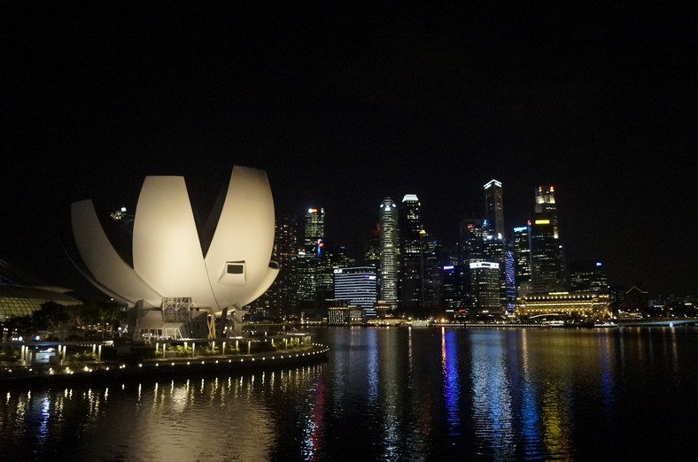 Centrum Singapuru, dzielnica biznesowa nocą