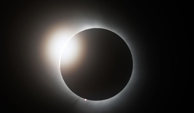 Potpuno pomračenje sunca 8. aprila 2024. u Hantingtonu, Vermont, SAD