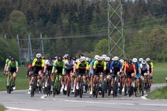 Kolarski peleton dziesiątkowany przez zarażenia koronawirusem