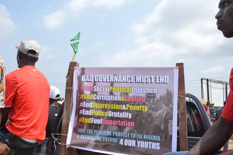 Pokojowe protesty w Lagos zakończyła strzelanina