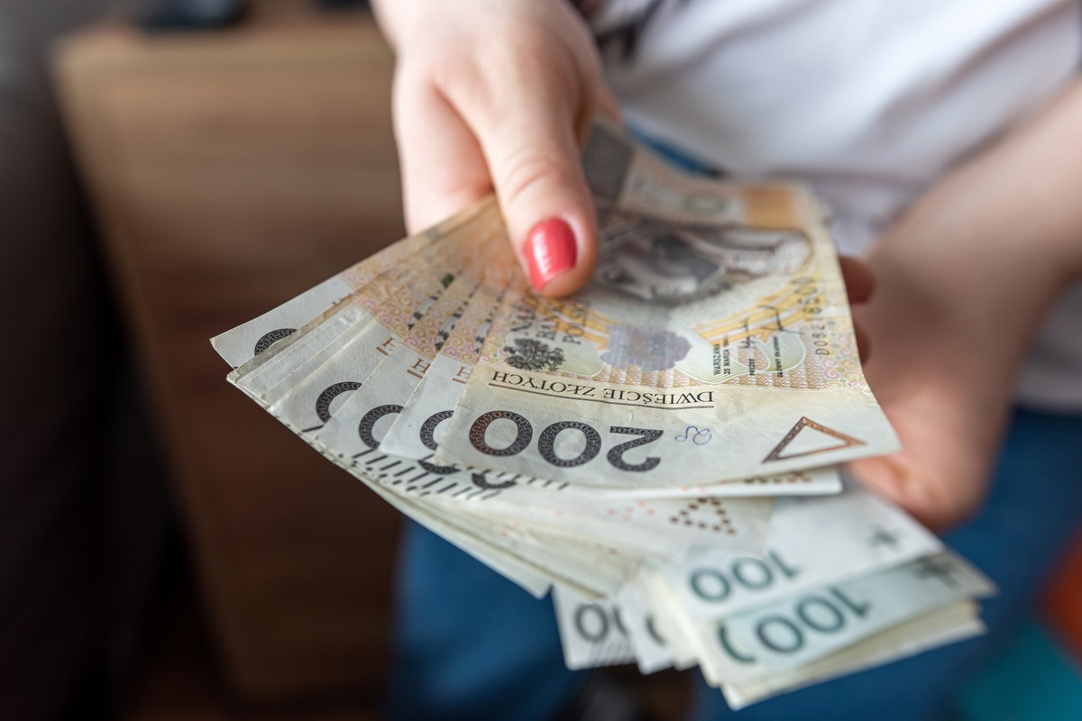 Polacy wracają po kredyty. Gotówka traci przewagę na rynku nieruchomości