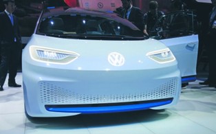 10 aut "dla ludu". Oto najciekawsze auta z targów w Paryżu [ZDJĘCIA]