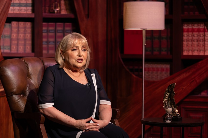 Slavica Đukić Dejanović emisija "Na terapiji sa Slavicom Đukić Dejanović"