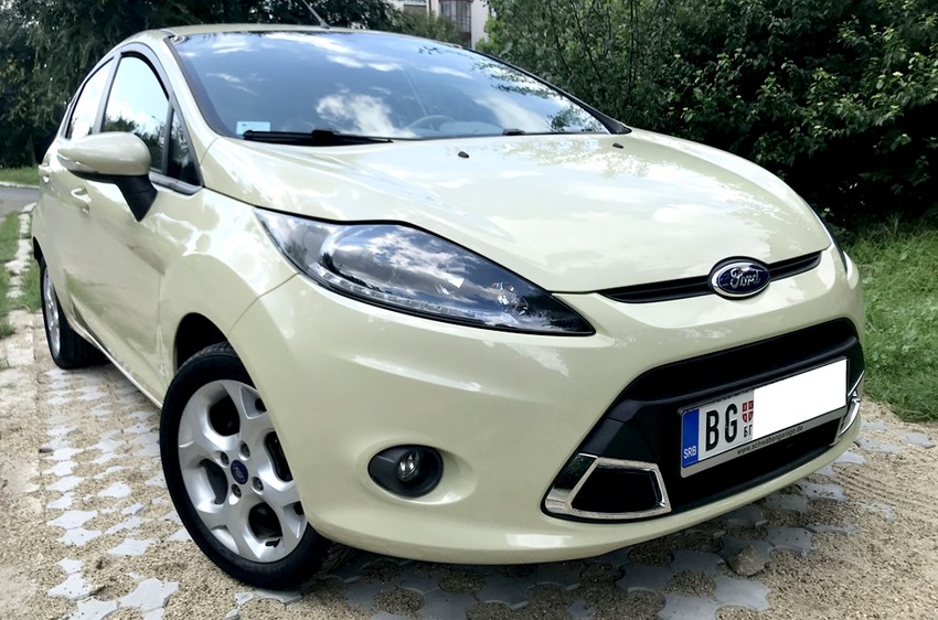  Ford-Fiesta