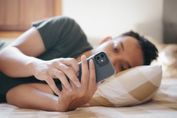 social media od 15 roku życia? ko szuka poparcia dla zakazu