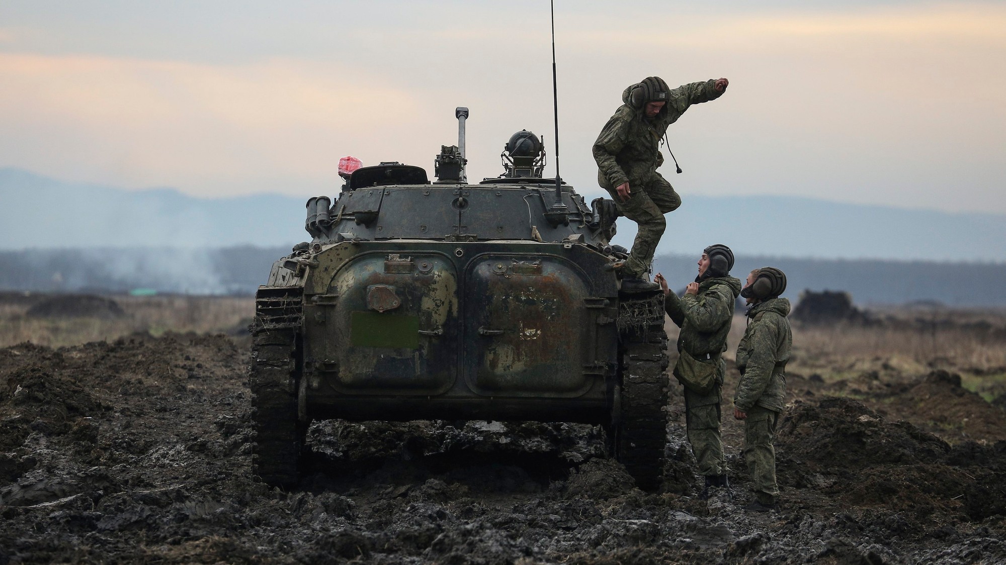 Ruskí vojaci počas cvičenia v Krasnodarskom kraji.