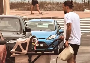 Nemanja Gudelj sa sinom