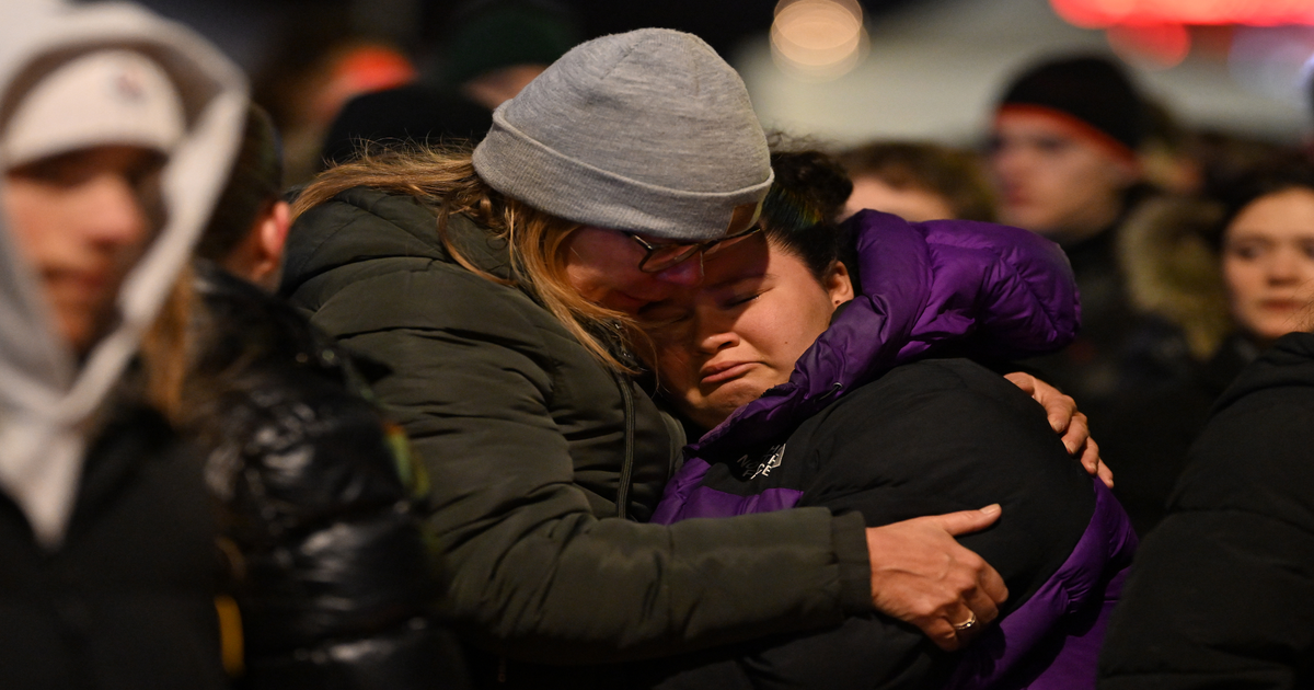 40-heures-apr-s-l-incendie-une-m-re-recherche-son-fils-dans-toute-l-Europe