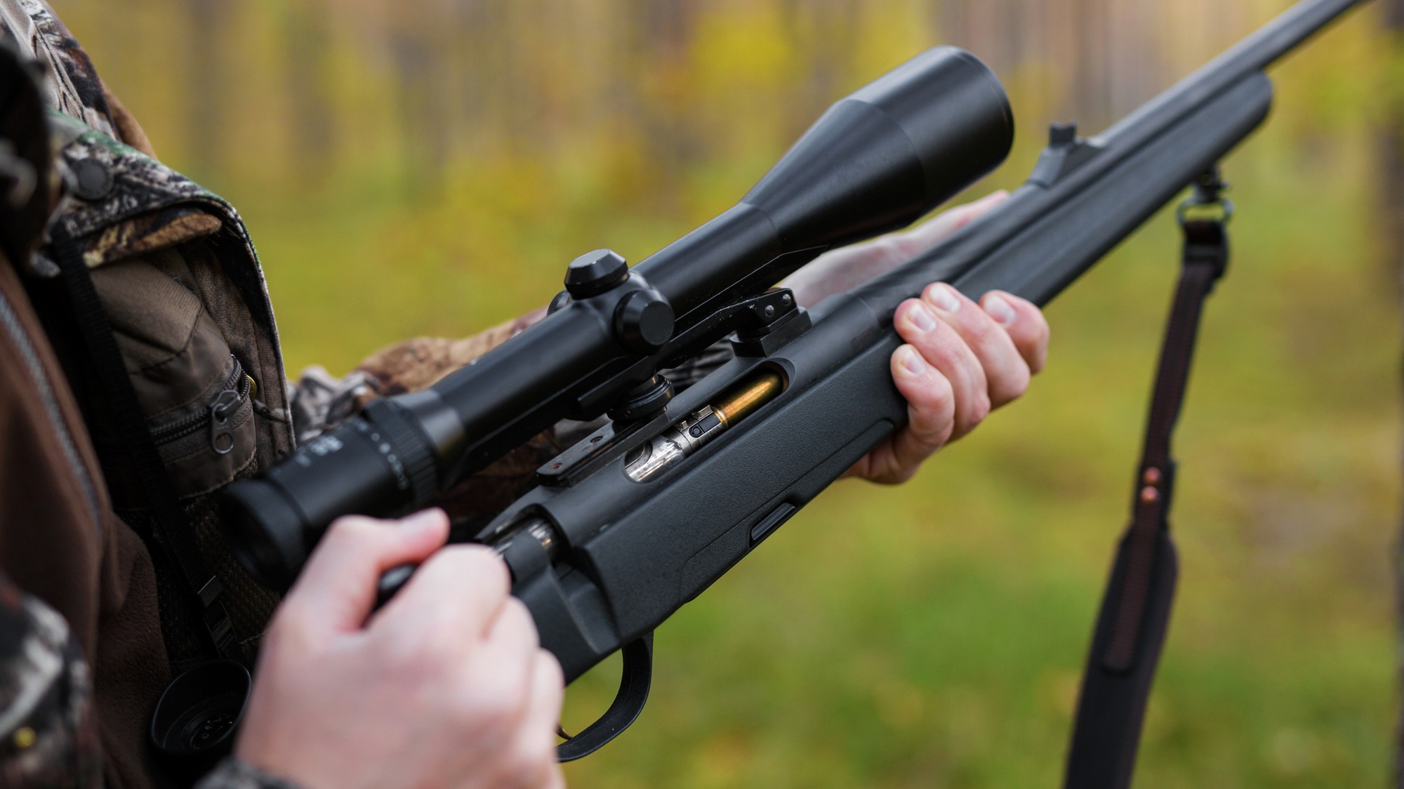 Poľovník mal omylom zastreliť svojho kolegu. (ilustračné foto)