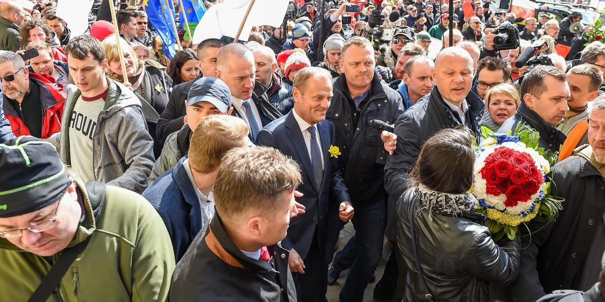 Jad Schetyny wobec Tuska? Nieprzyjemne powitanie...