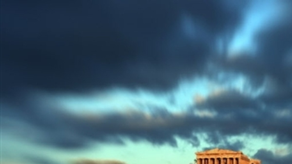 GREECE-WEATHER-ACROPOLIS-FEATURE