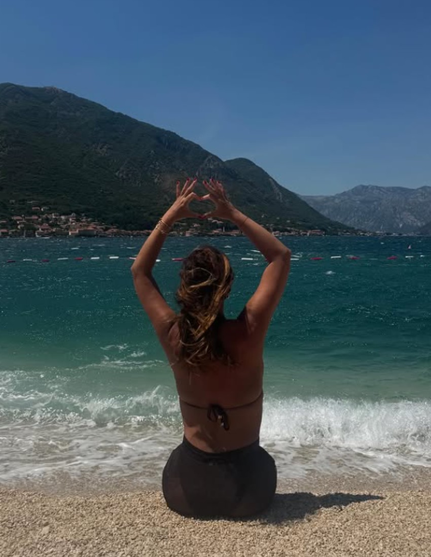 Sonja Vuksanović u kupaćem